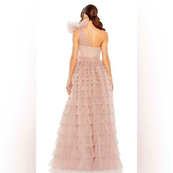 Bow feathered one shoulder ruffled evening gown - Picture 2 of 3